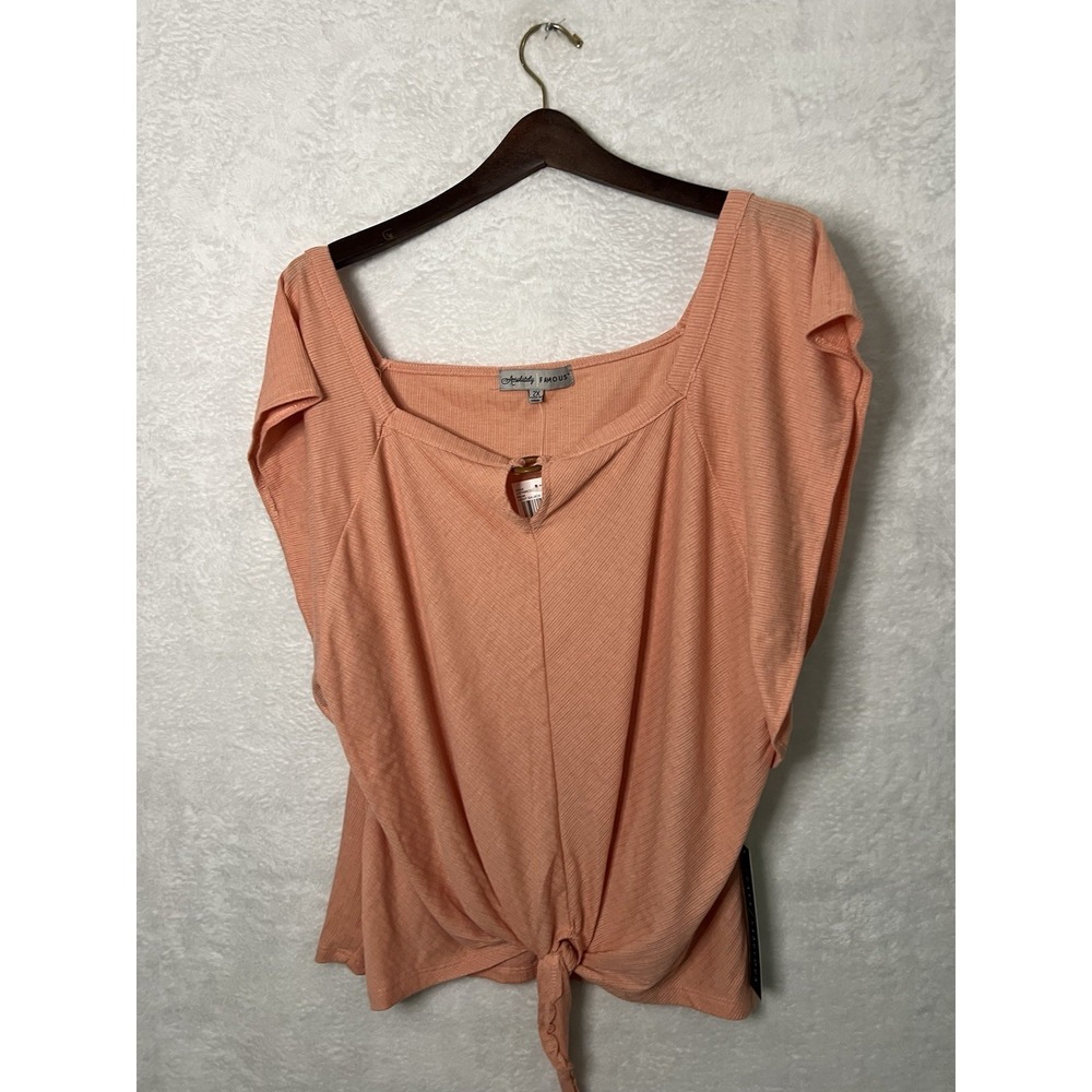 NWT Absolutely Famous Women's 2X Light Salmon Ribbed Tie Front Top Plus